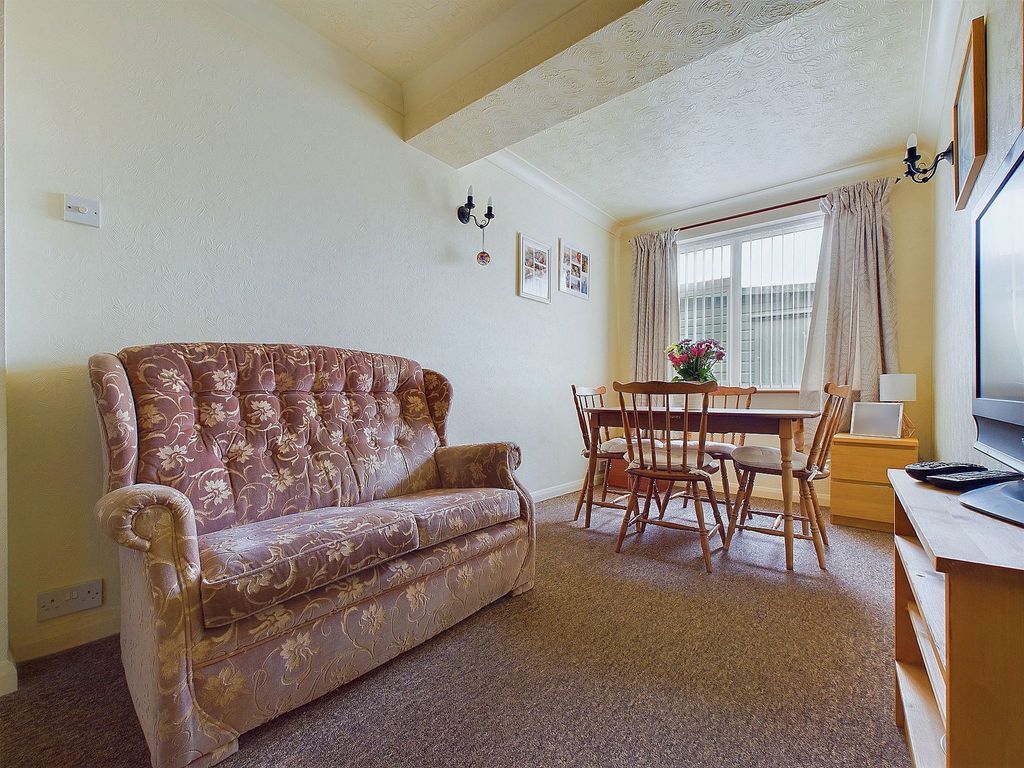 Grinstead Lane lounge and dining room before the work